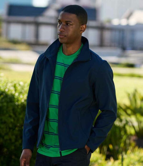 Regatta Classic Soft Shell Jacket - Image 2